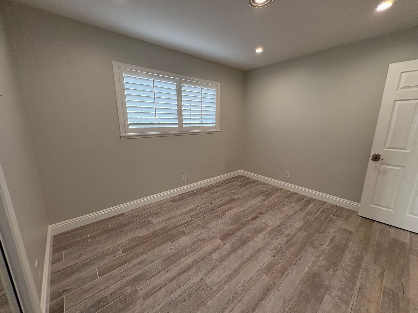 Granada Hills House: 12130 Rahn Ave
