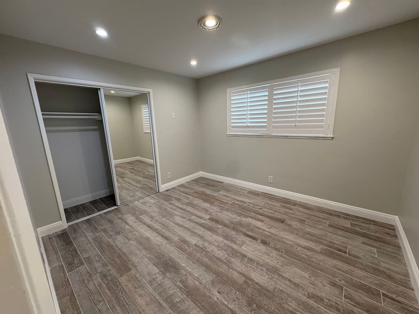 Granada Hills House: 12130 Rahn Ave