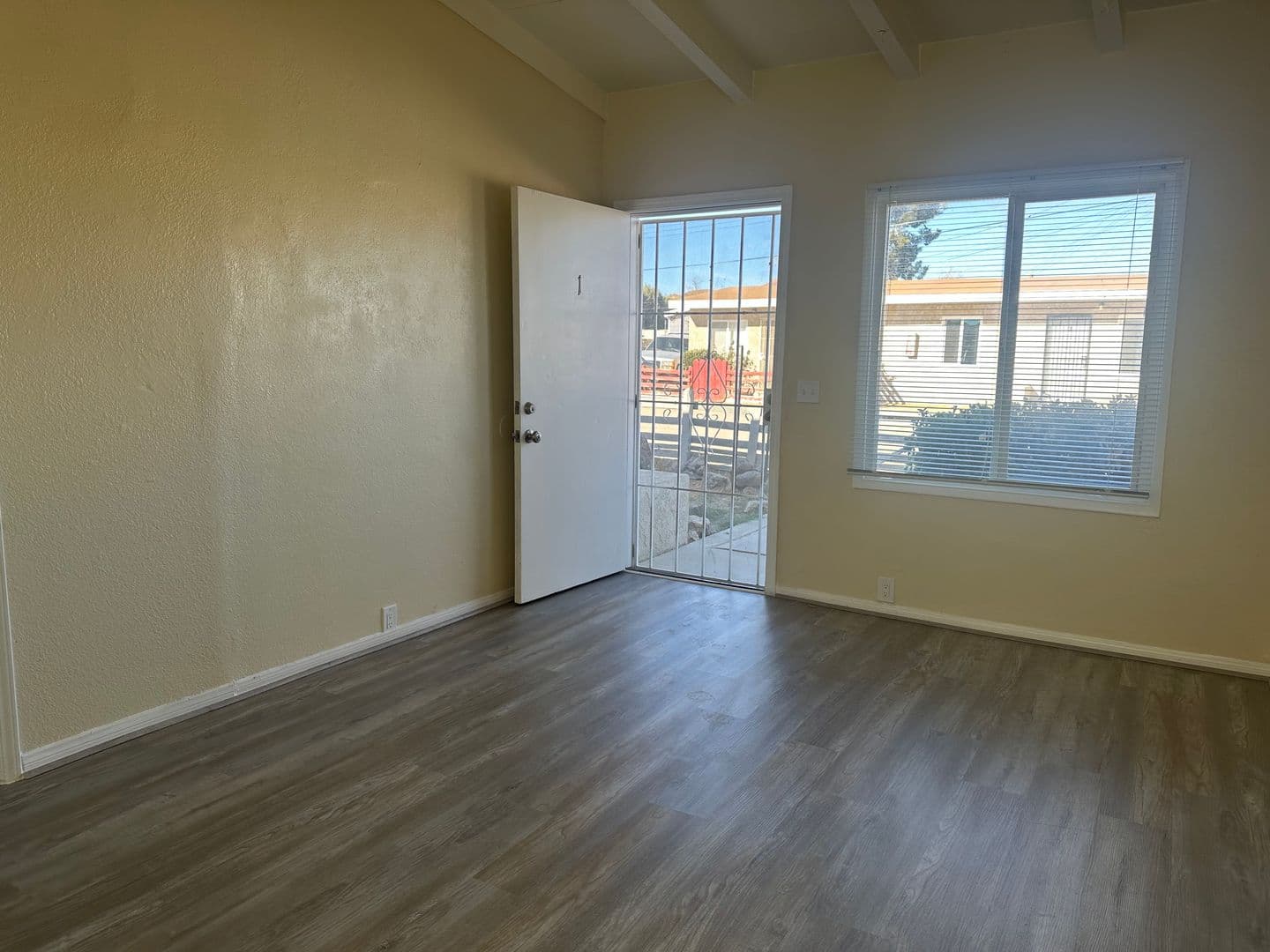 Rosamond Apartment: 2841 B Street