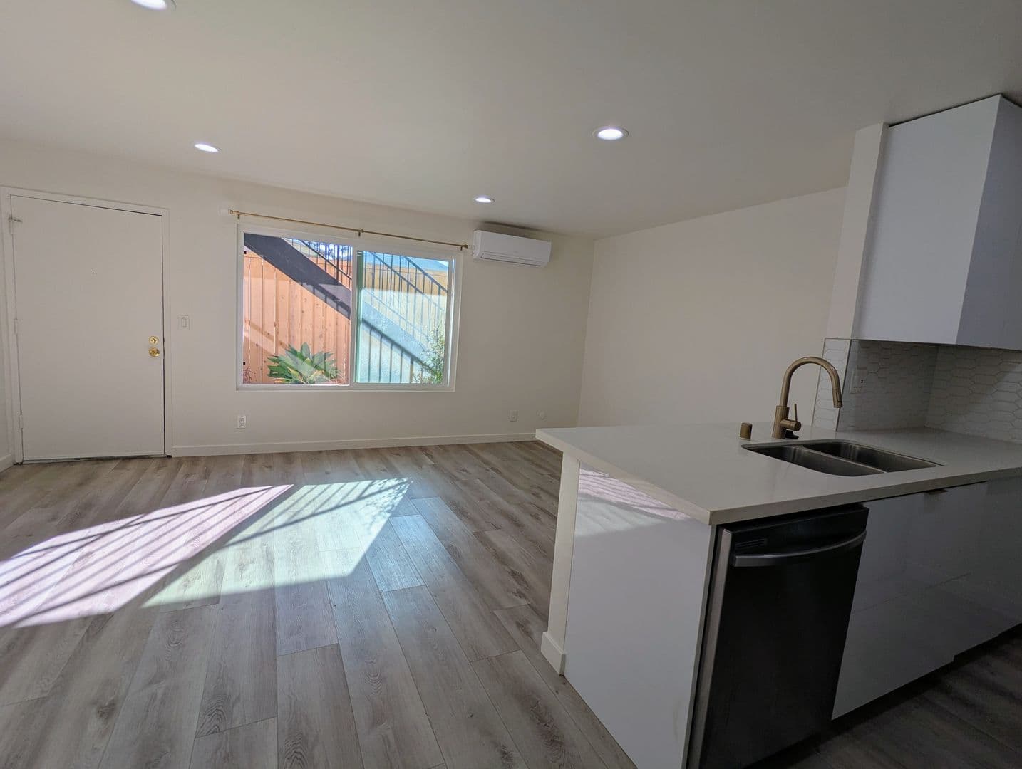 San Diego Apartment: 4539 36th St.