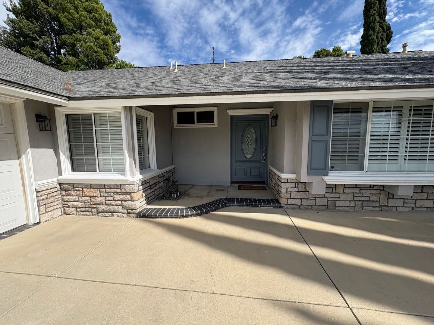 Granada Hills House: 12130 Rahn Ave
