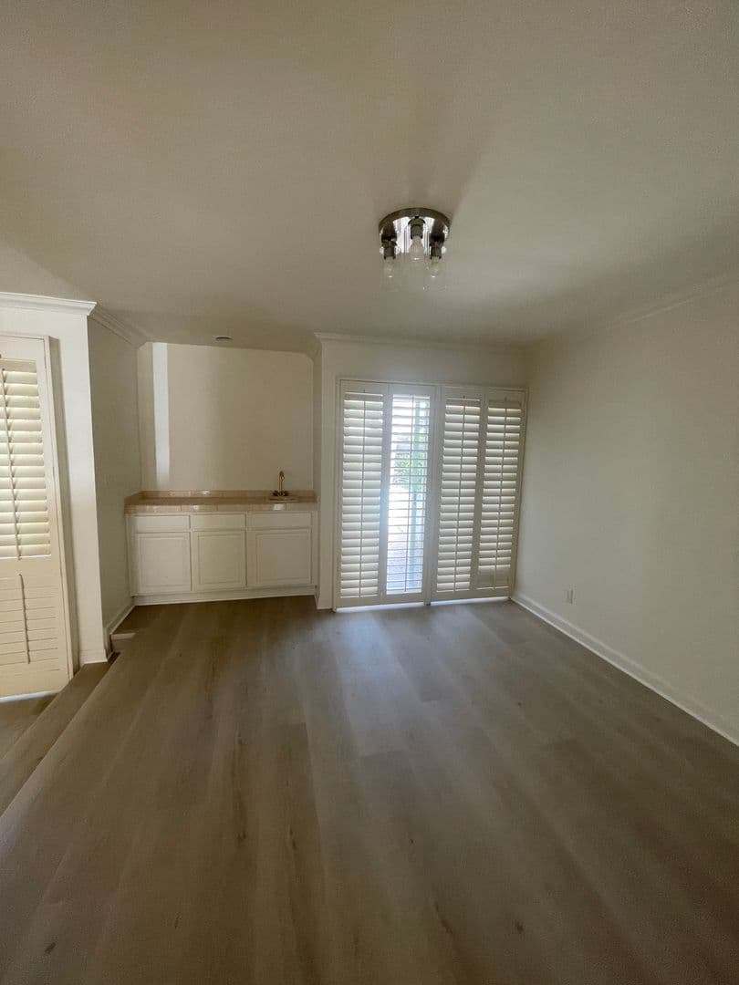 Corona Del Mar Condo: 19 Crest Circle  #19