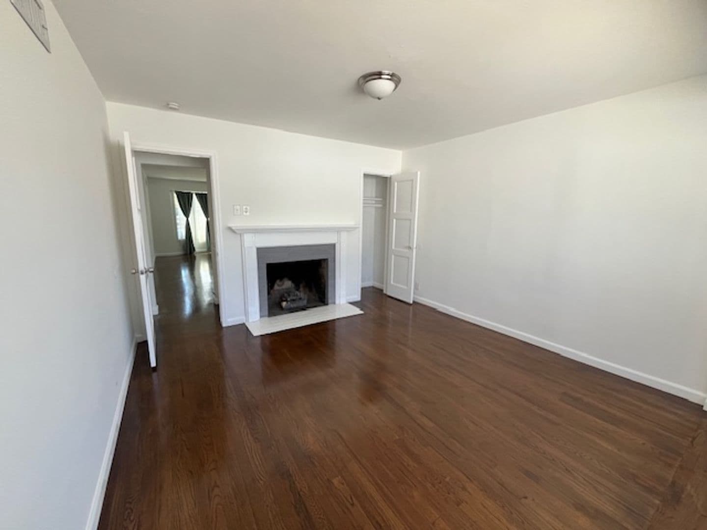 Van Nuys House: 14313 Collins St.