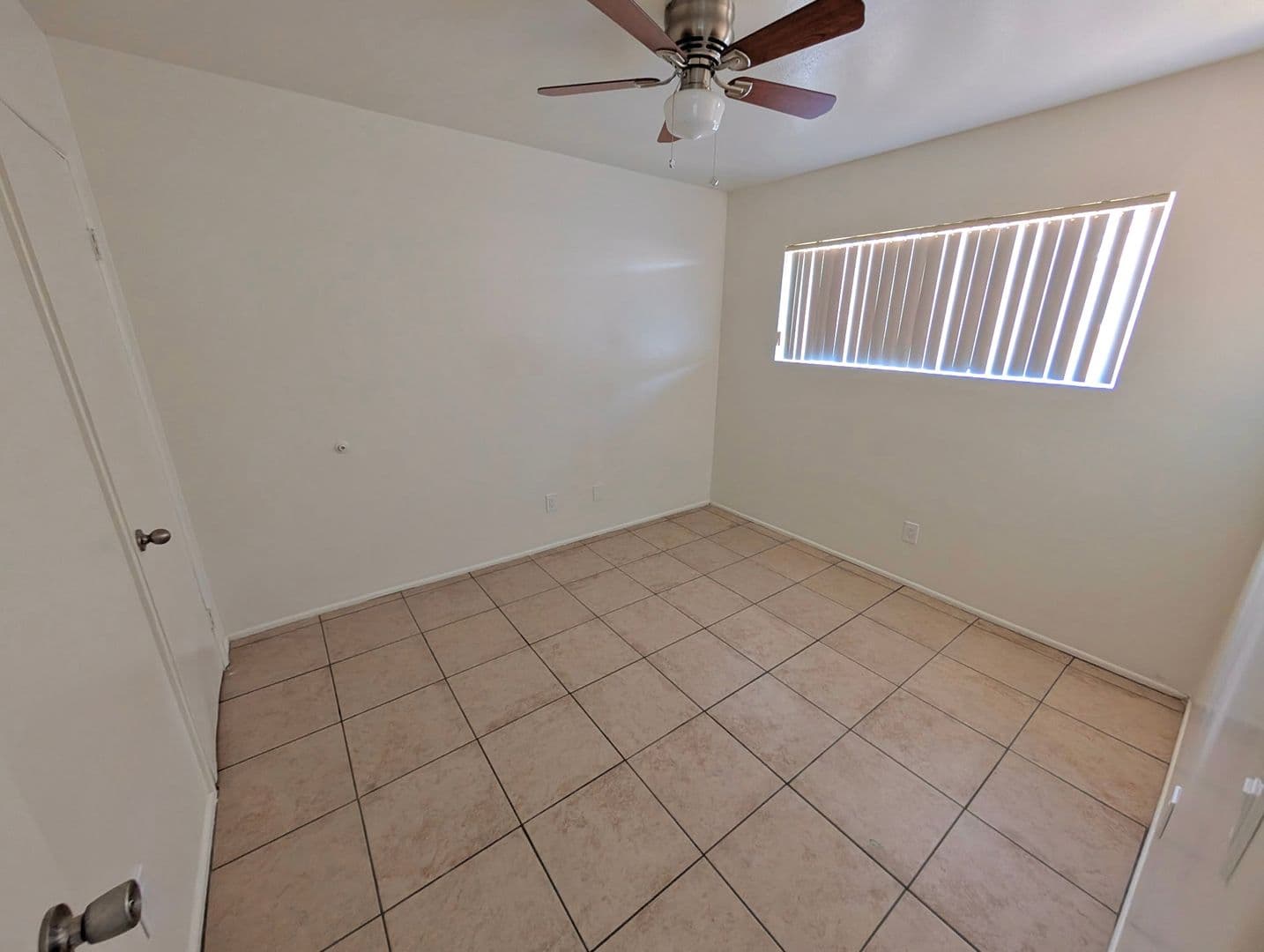 Moreno Valley Apartment: 24885 - 24919 Eucalyptus Ave