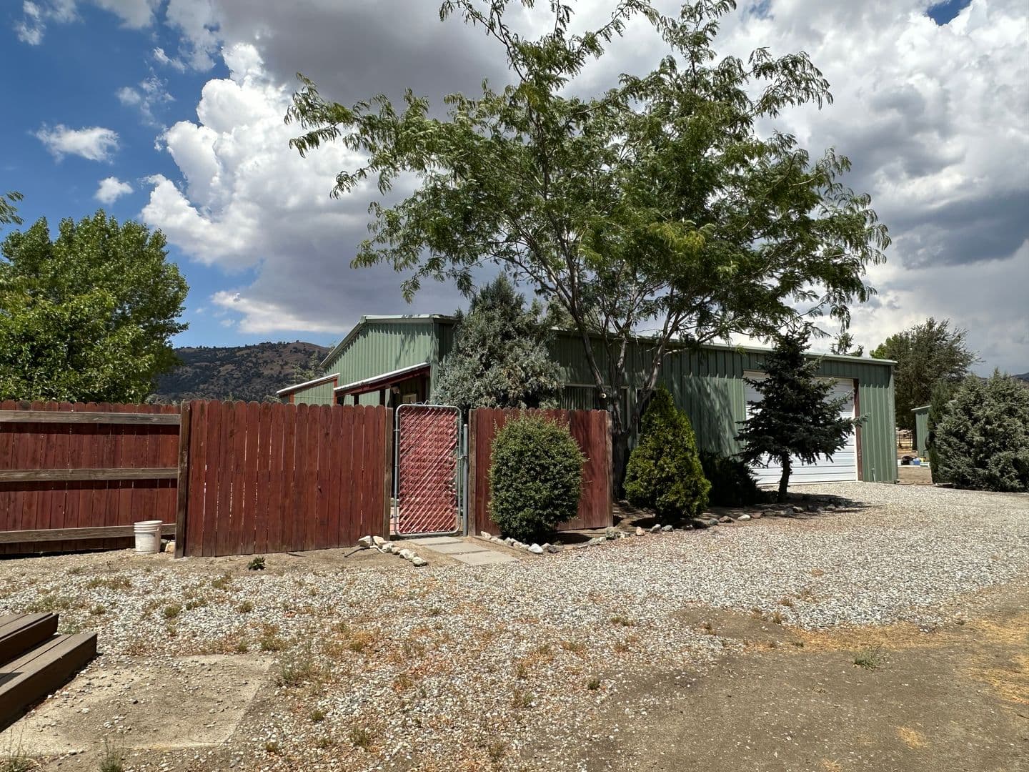 Tehachapi House: 20203 Pegasus St.
