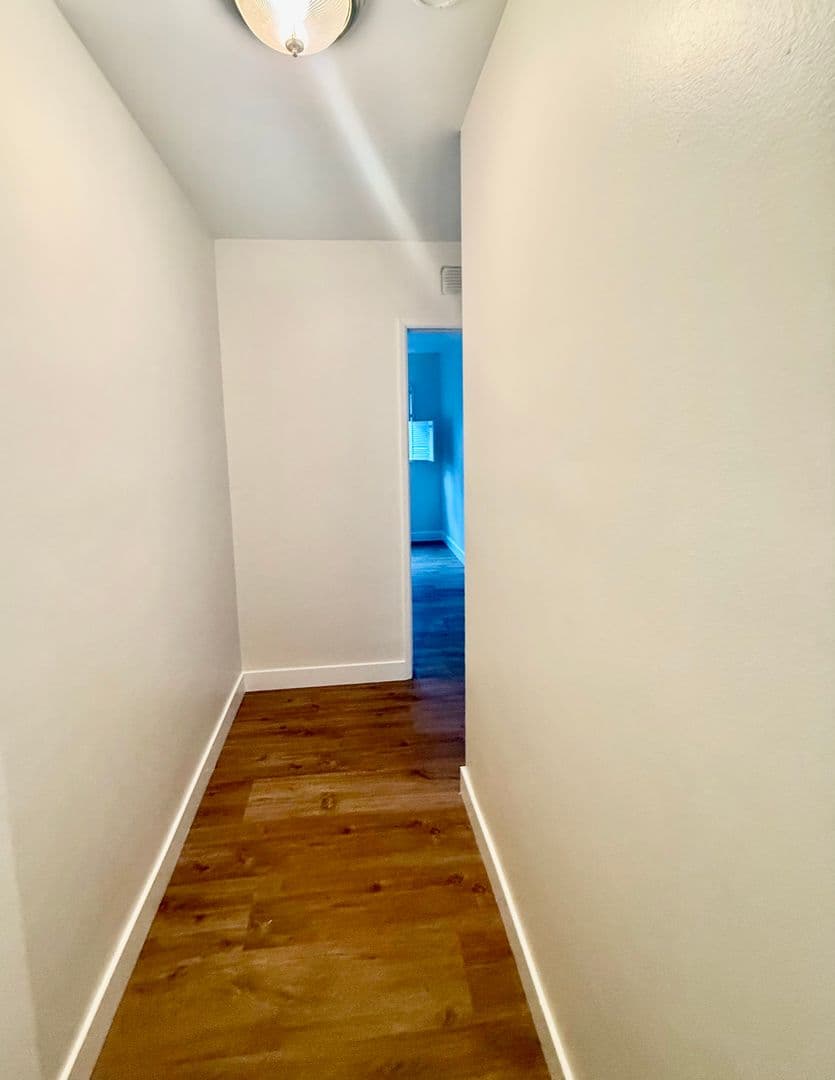 Los Angeles Apartment: 1479 S. Rexford Dr. #1
