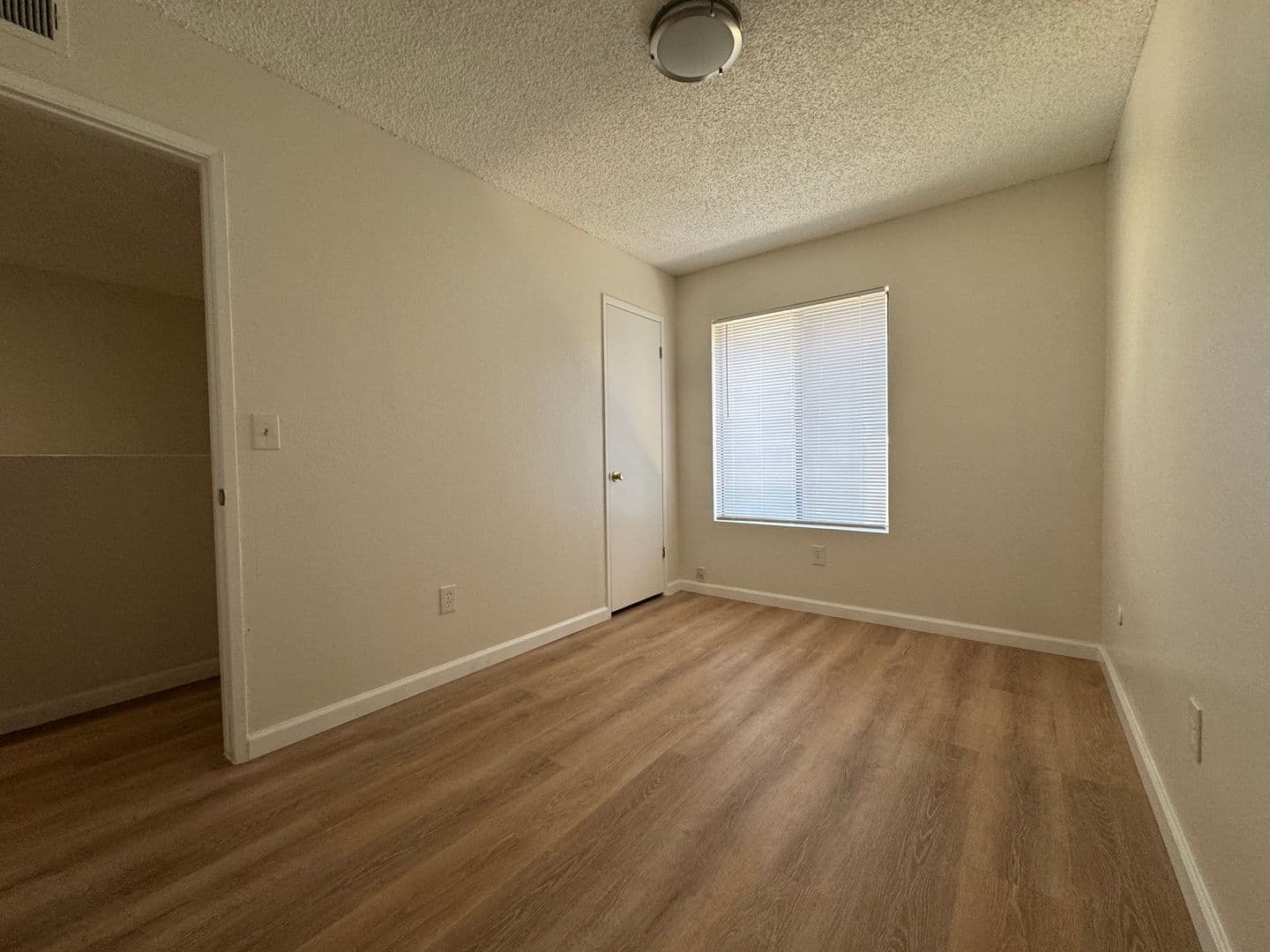 Bakersfield Apartment: 4400 Tierra Verde St.