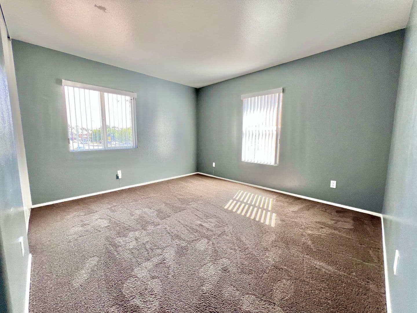 Perris House: 567 Botan St.