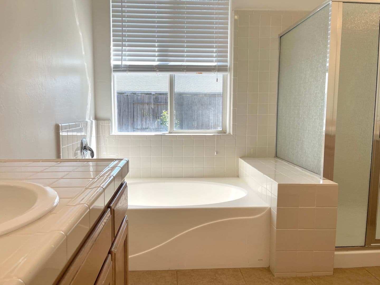 Bakersfield House: 11701 Valley Forge Way