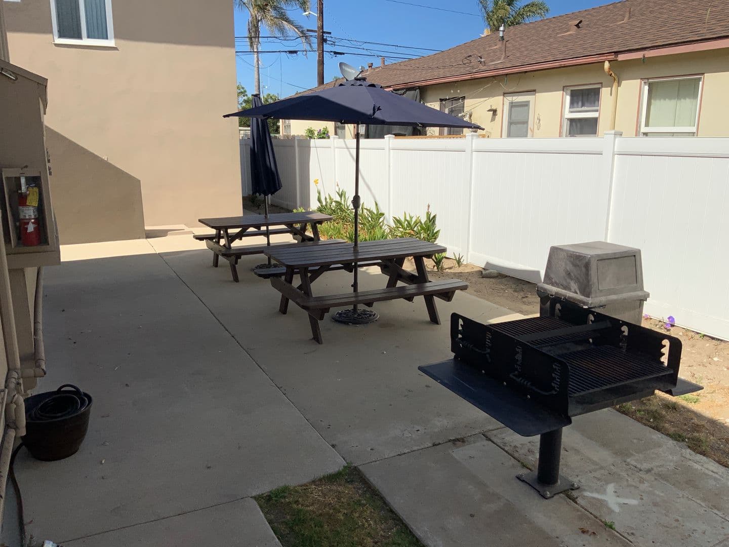 Port Hueneme Apartment: 240 N. 2nd St.