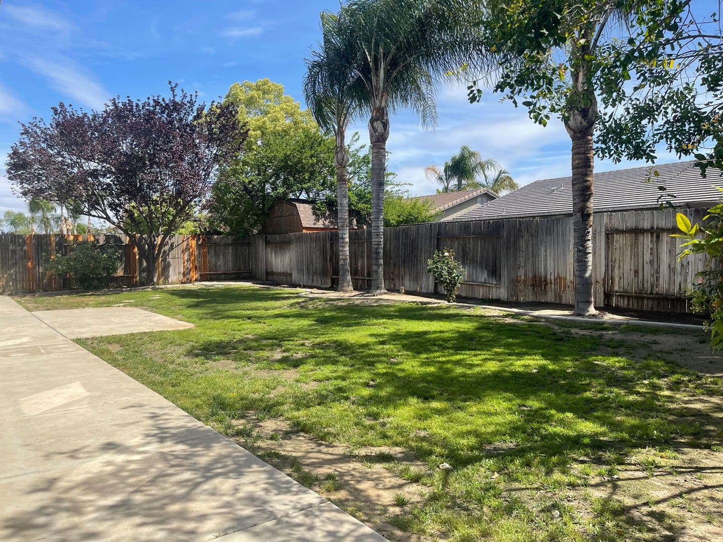 Bakersfield House: 11701 Valley Forge Way