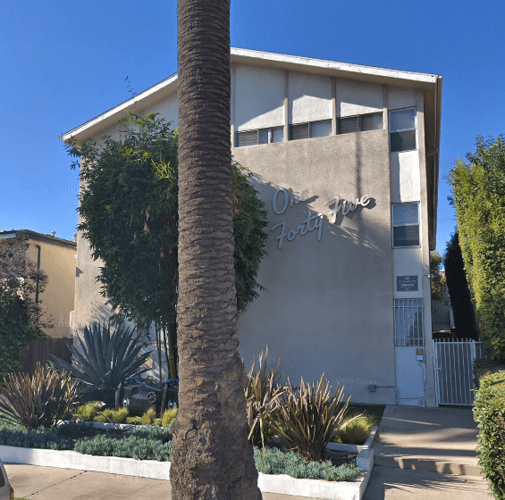 Beverly Hills Apartment: 145 N. Hamilton Drive - 02