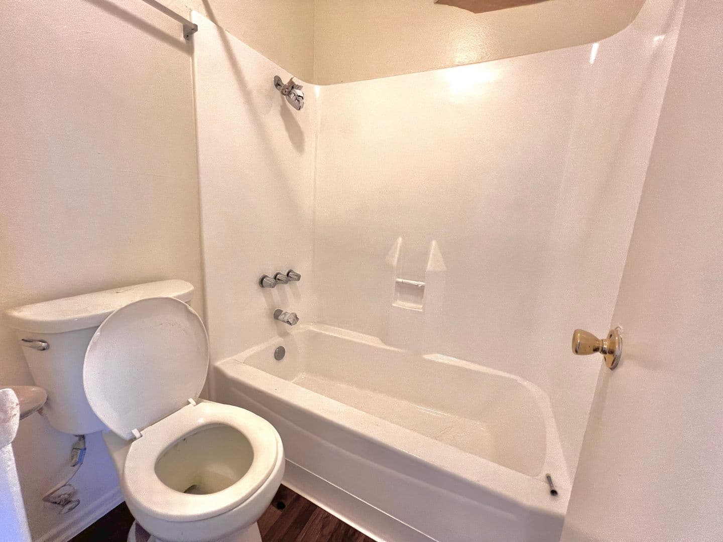 San Bernardino Apartment: 3943 N H St.