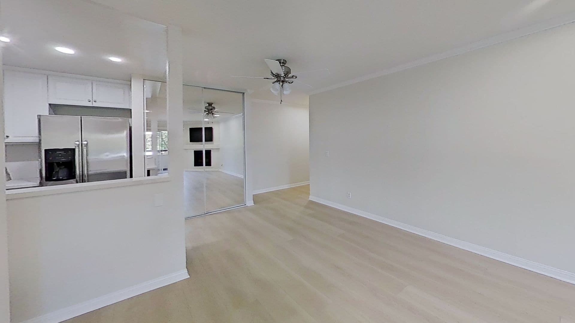 Woodland Hills Condo: 5545 Canoga Ave Unit 106