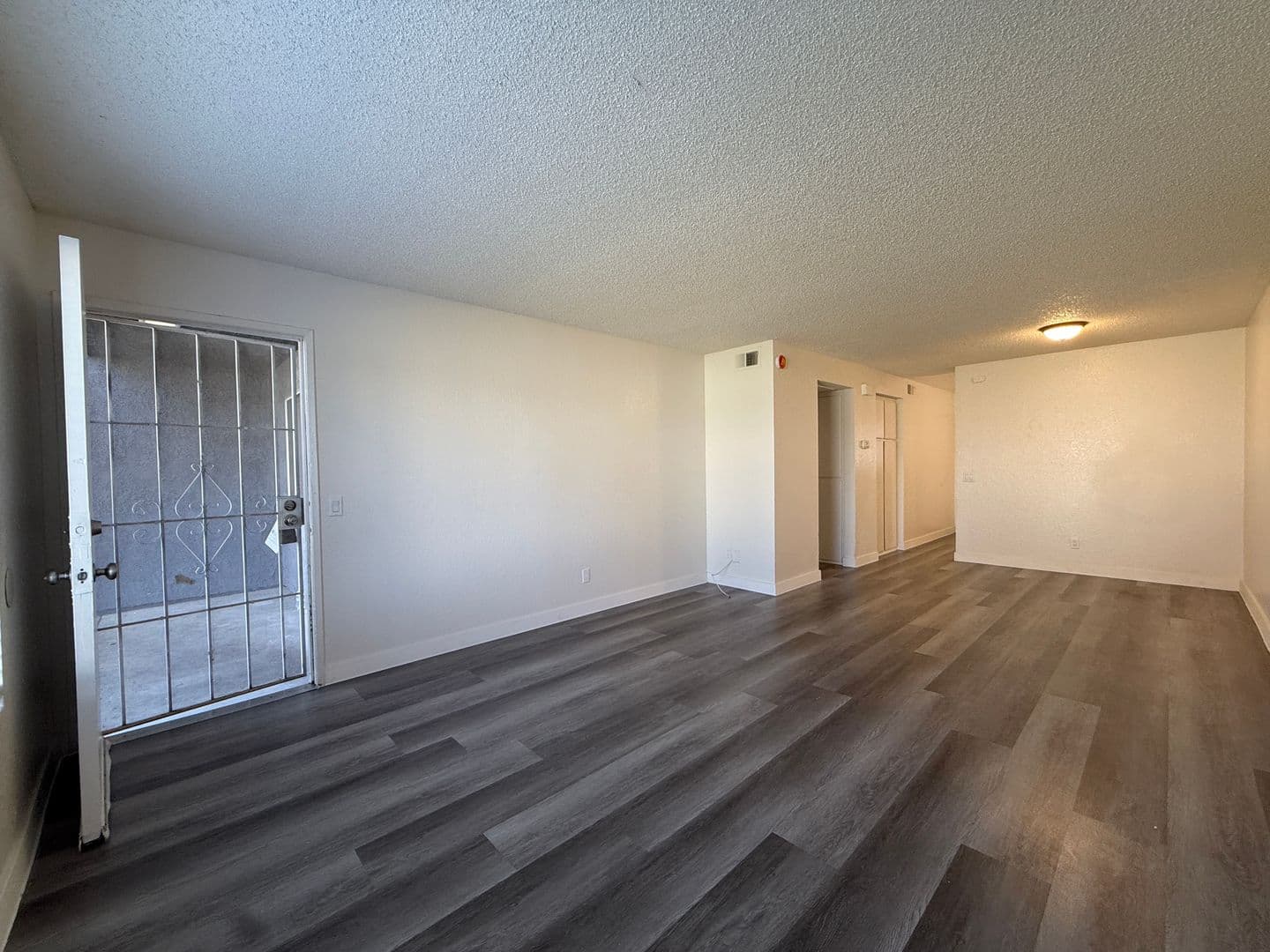Redlands Apartment: 1202 Post St.