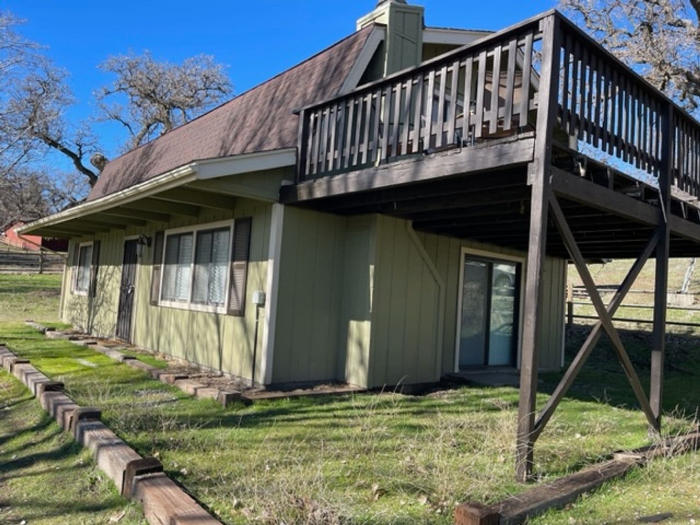 Tehachapi House: 24441 Oak Tree Court