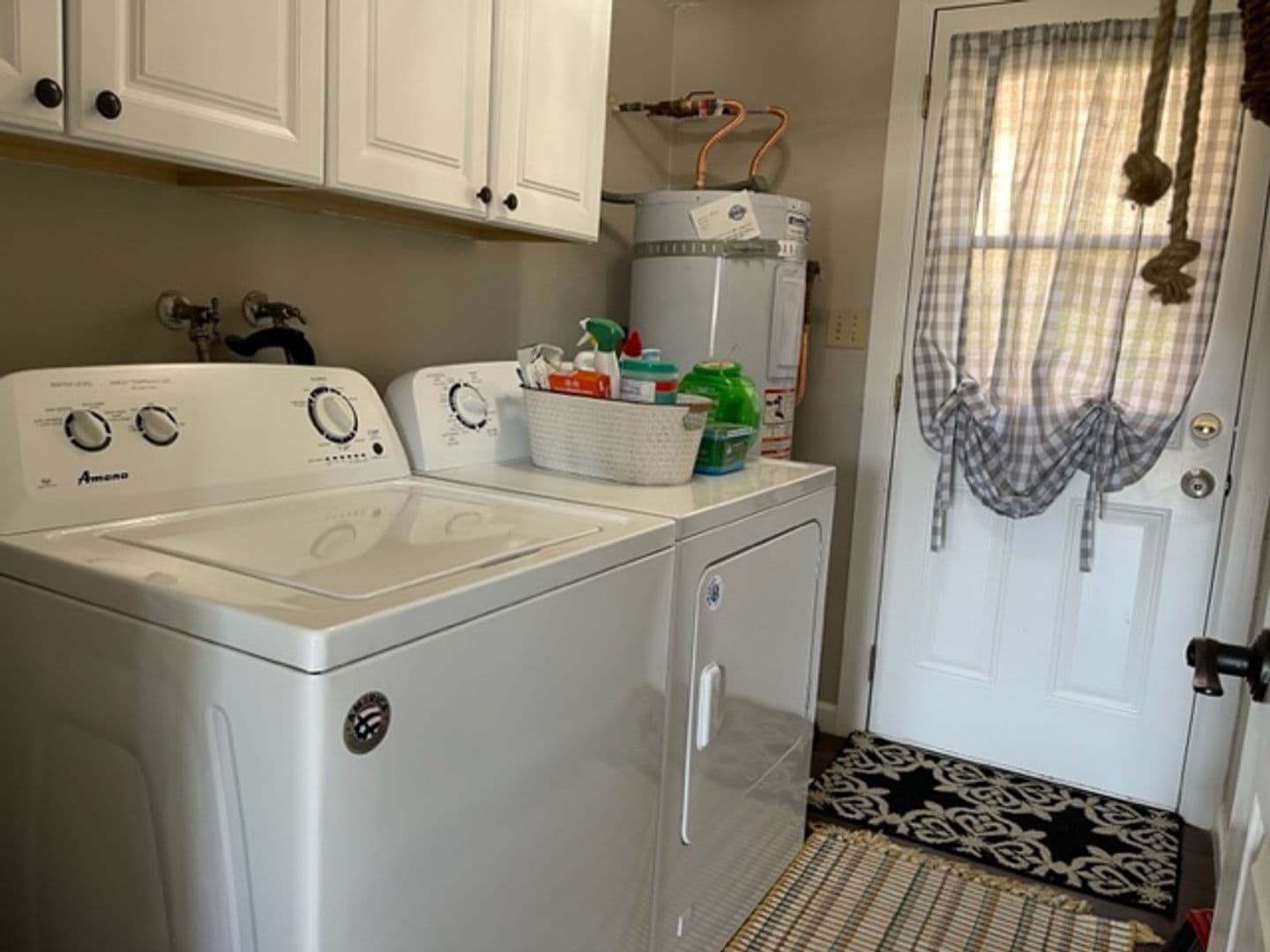 Tehachapi House: 24441 Oak Tree Court