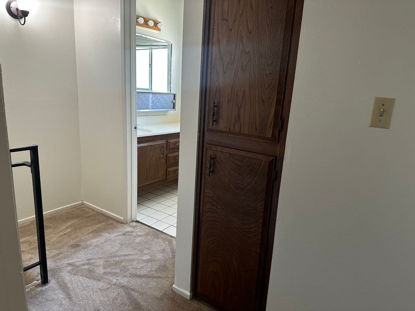 Bakersfield House: 3333 El Encanto Court