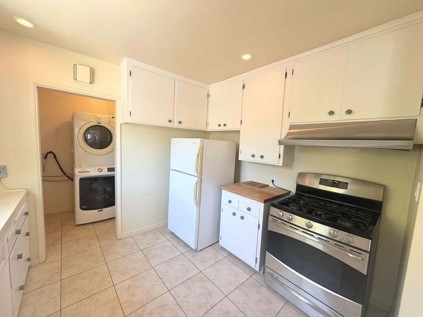 Mar Vista House: 3977 Coolidge Ave