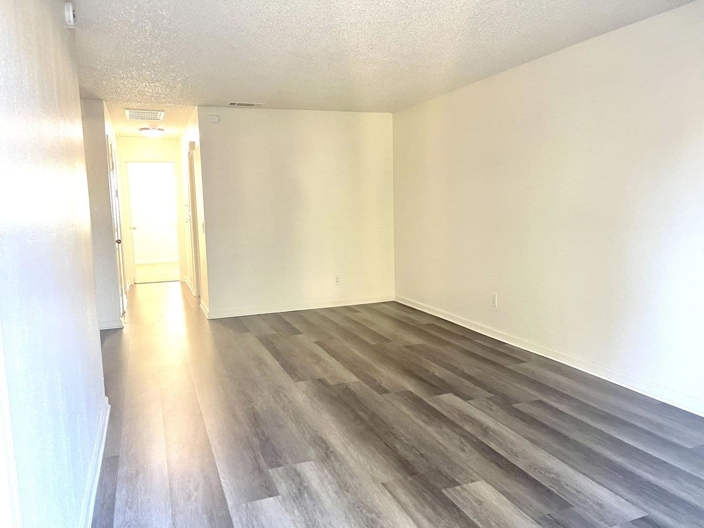 Redlands Apartment: 1109 Post St.
