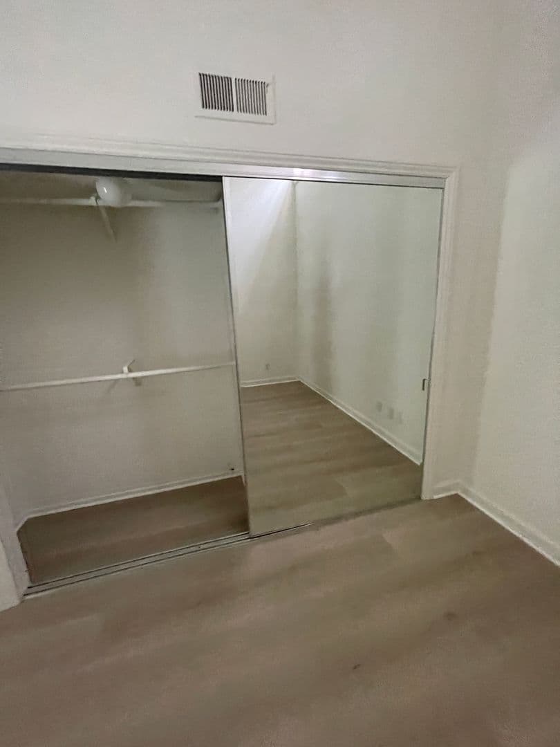 Corona Del Mar Condo: 19 Crest Circle  #19