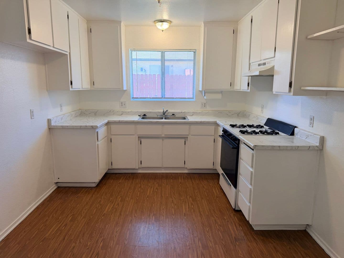 Tehachapi Apartment: 21121 Golden Hills Blvd.