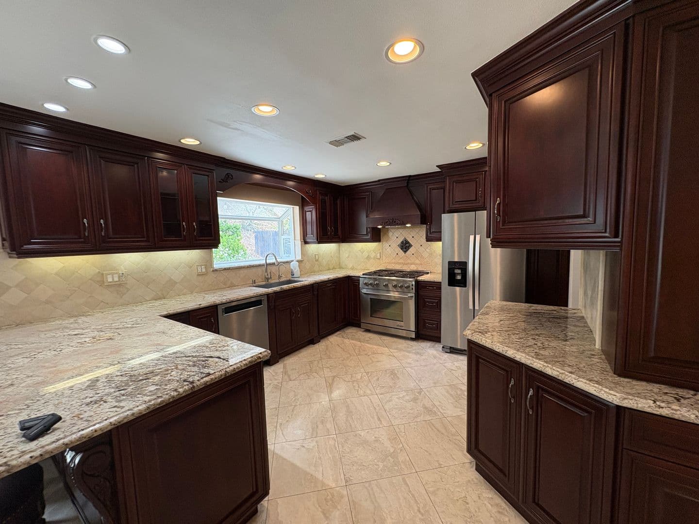 Granada Hills House: 12130 Rahn Ave