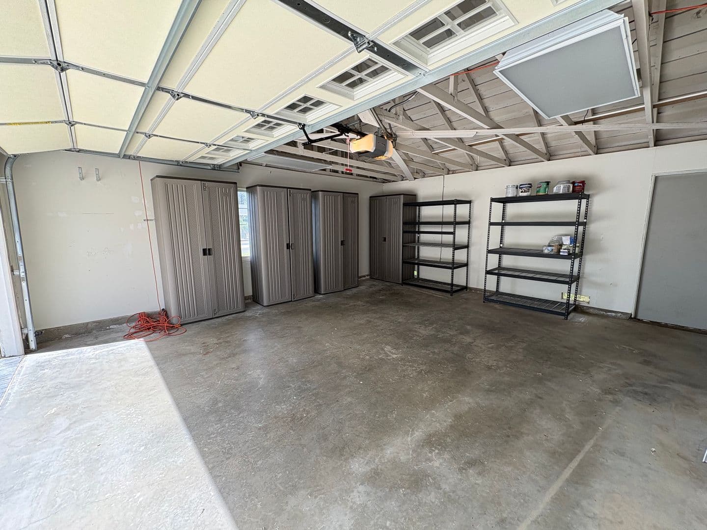 Granada Hills House: 12130 Rahn Ave