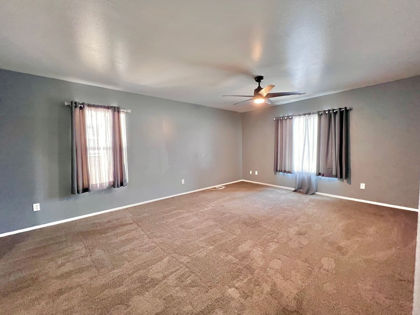 Perris House: 567 Botan St.