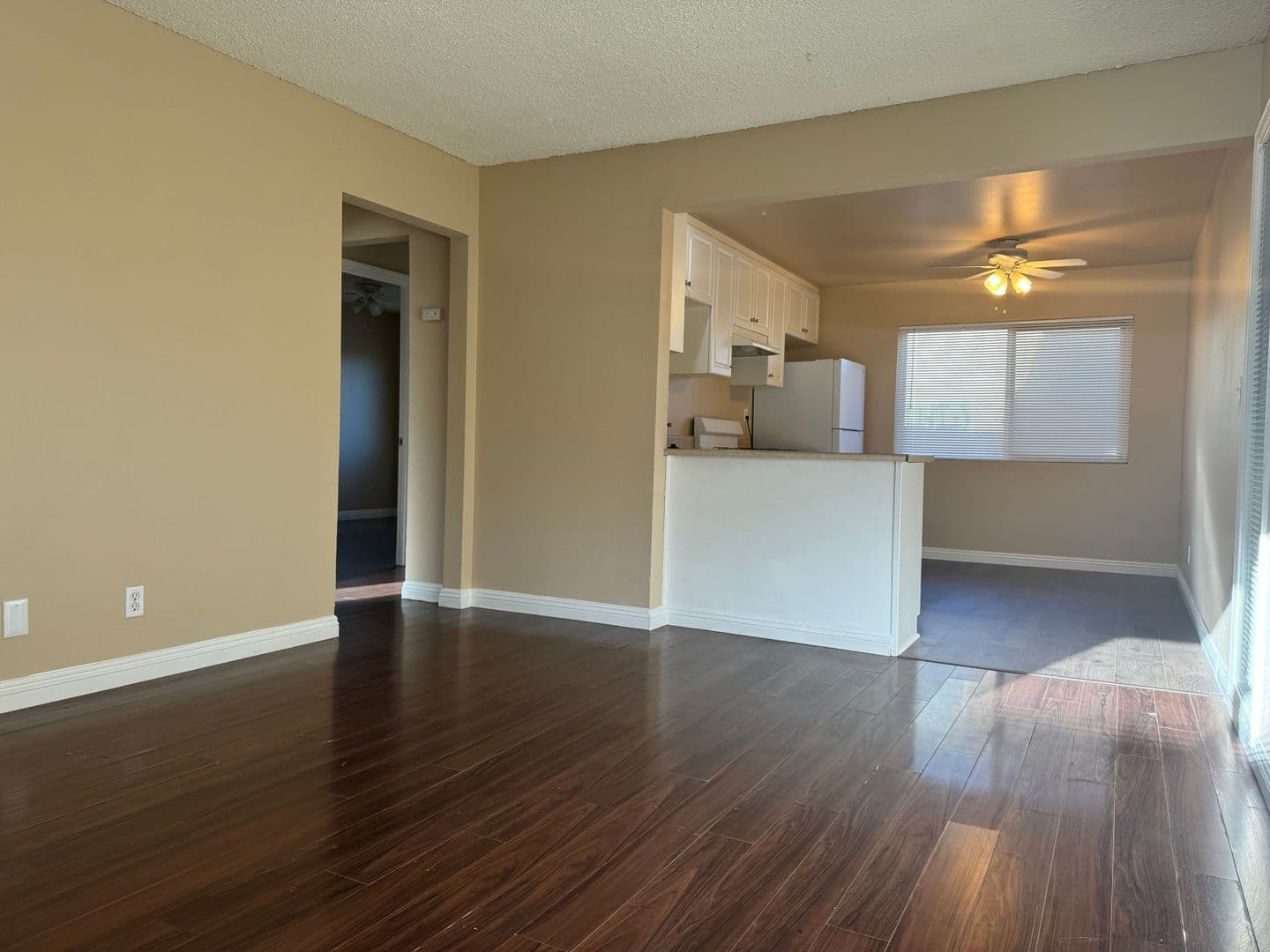 Tehachapi Apartment: 410 - 436 CA-202