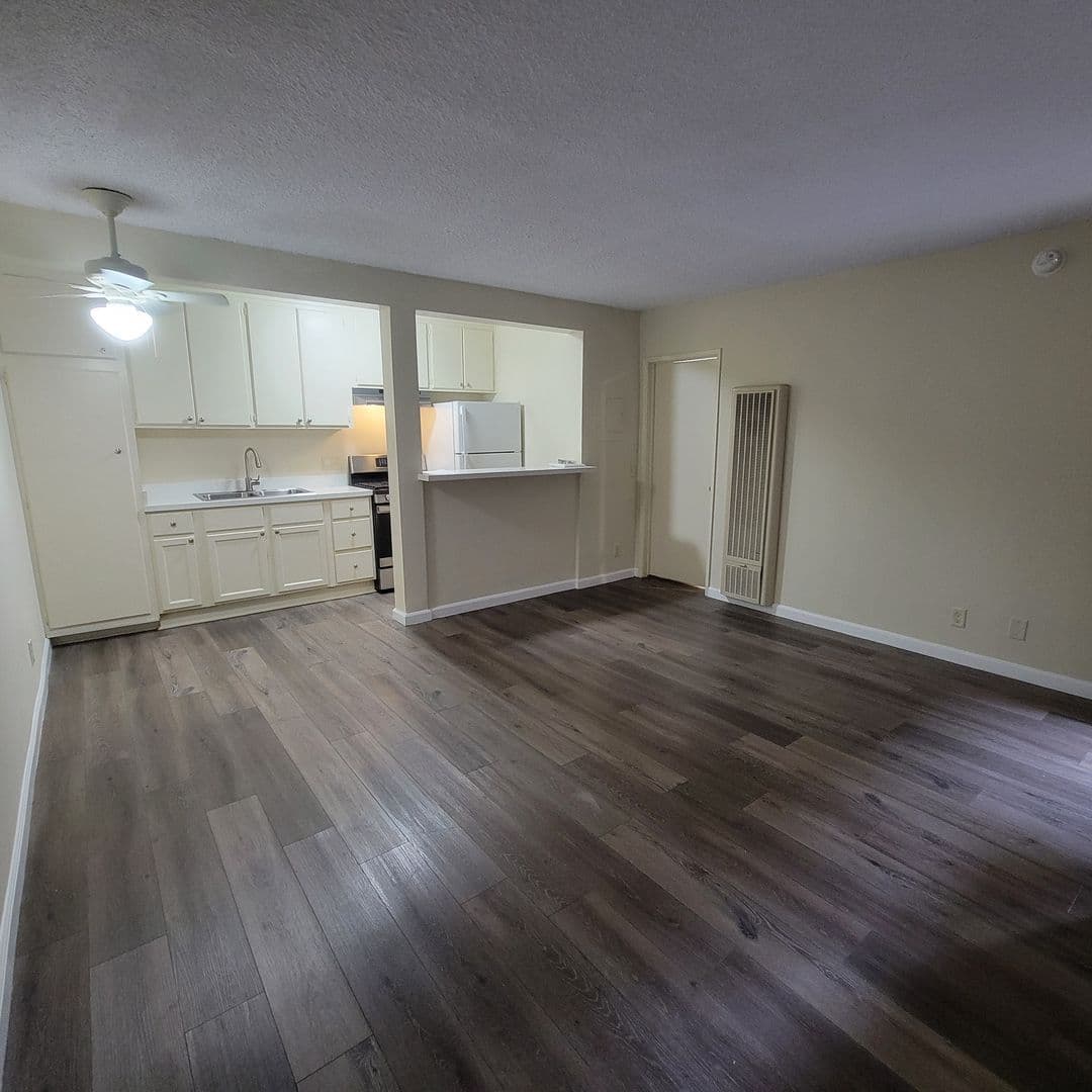 Northridge Apartment: 18429 Prairie St.