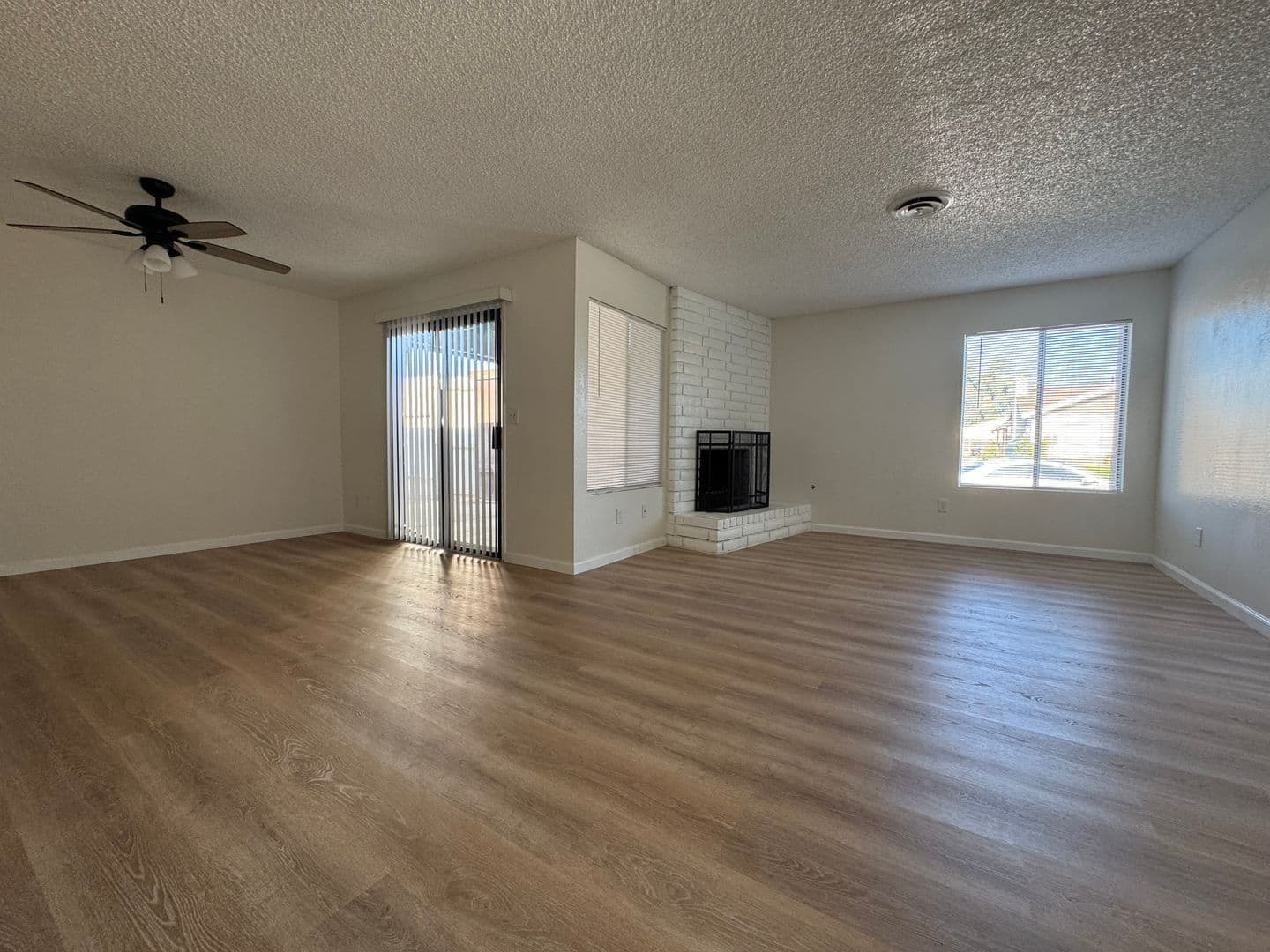 Bakersfield Apartment: 4400 Tierra Verde St.