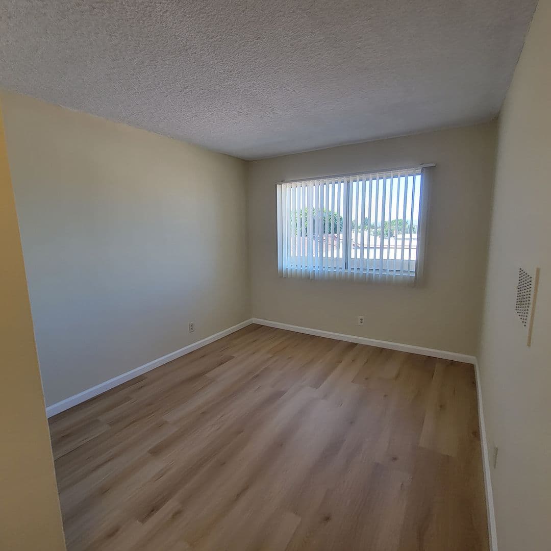 Northridge Apartment: 18429 Prairie St.