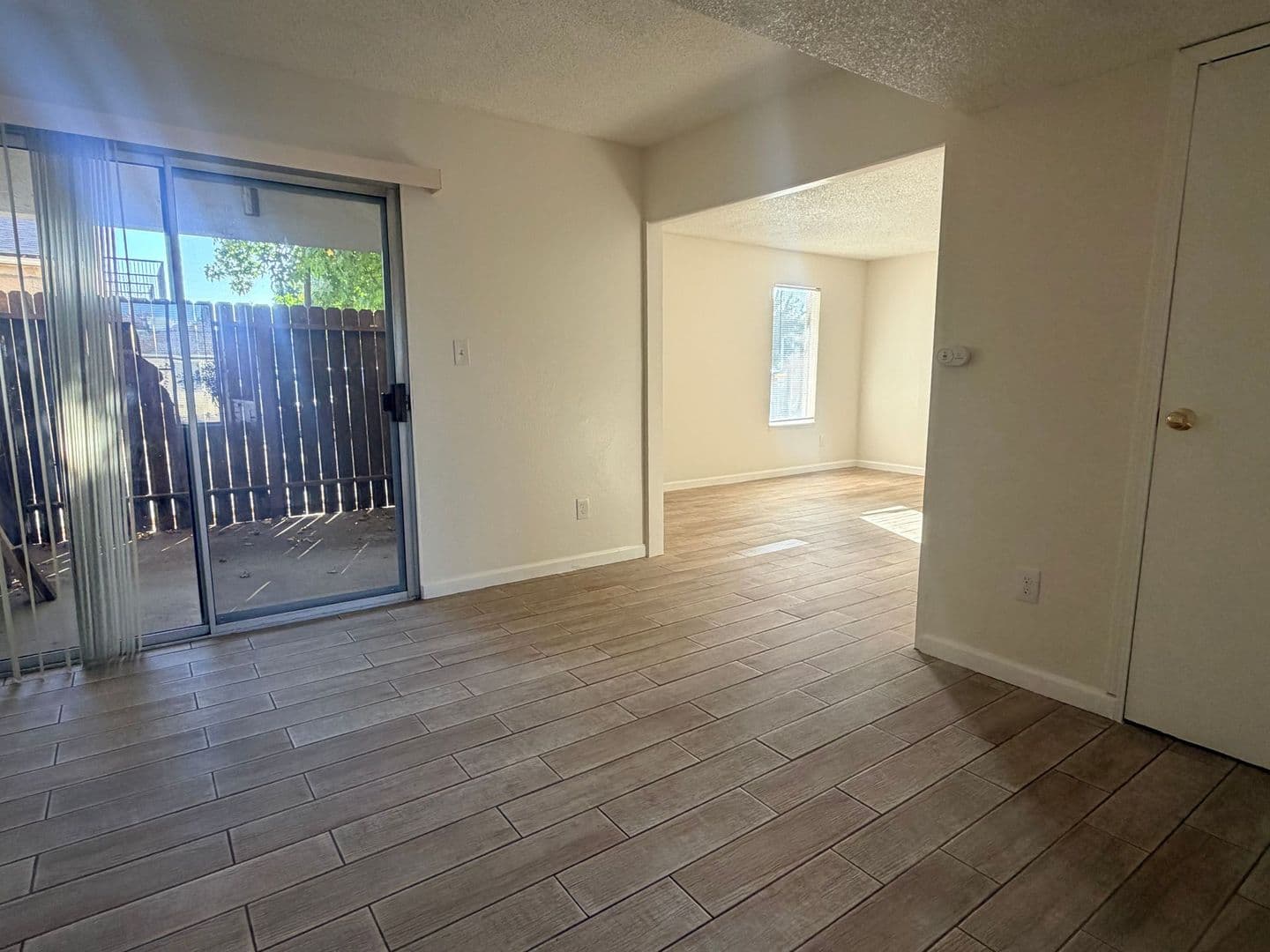 Shafter Apartment: 615 Kern St.
