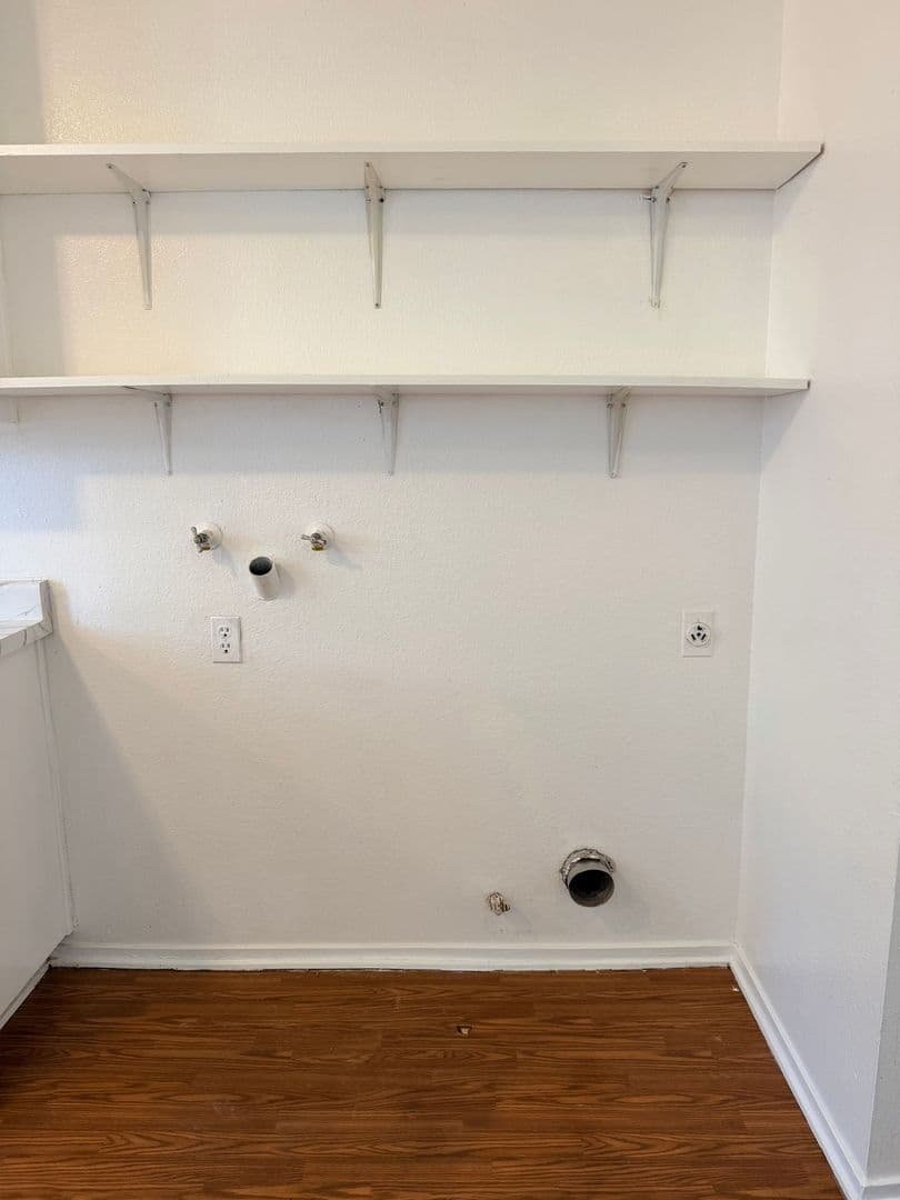 Tehachapi Apartment: 21121 Golden Hills Blvd.