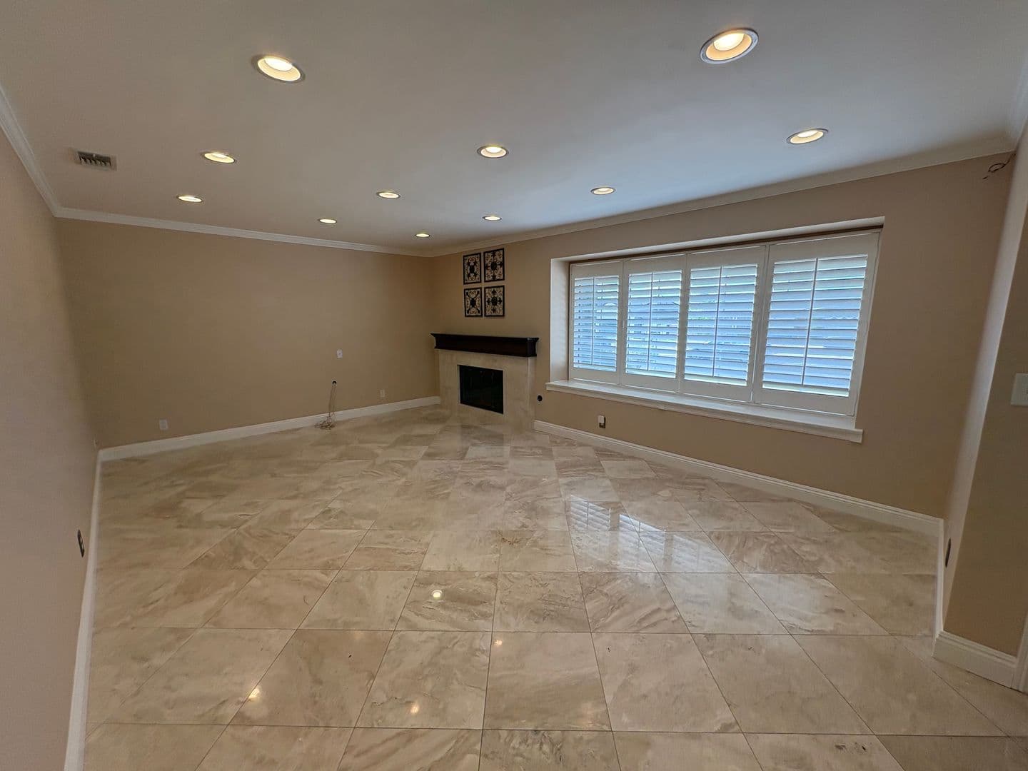 Granada Hills House: 12130 Rahn Ave