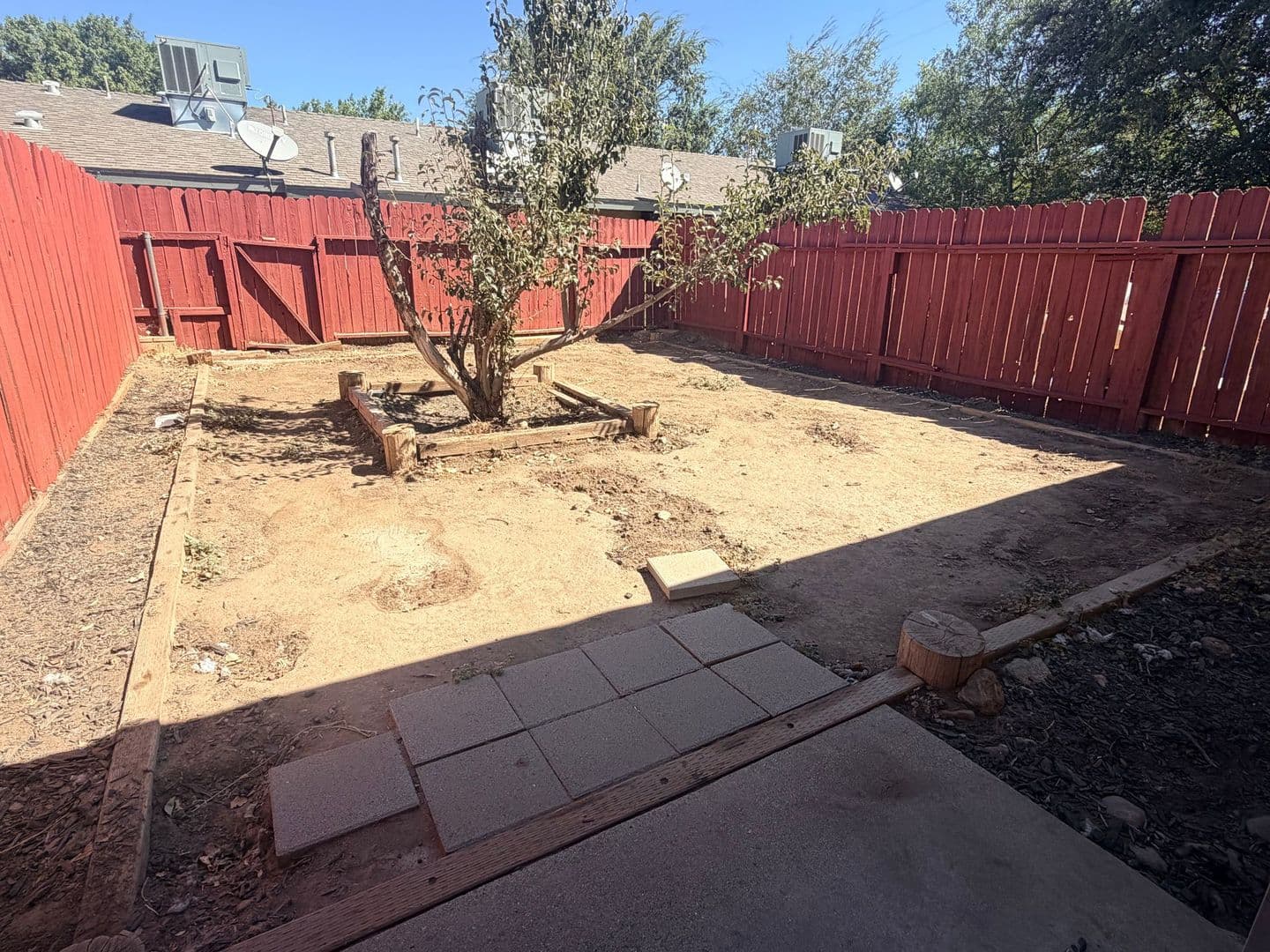 Tehachapi Apartment: 21121 Golden Hills Blvd.