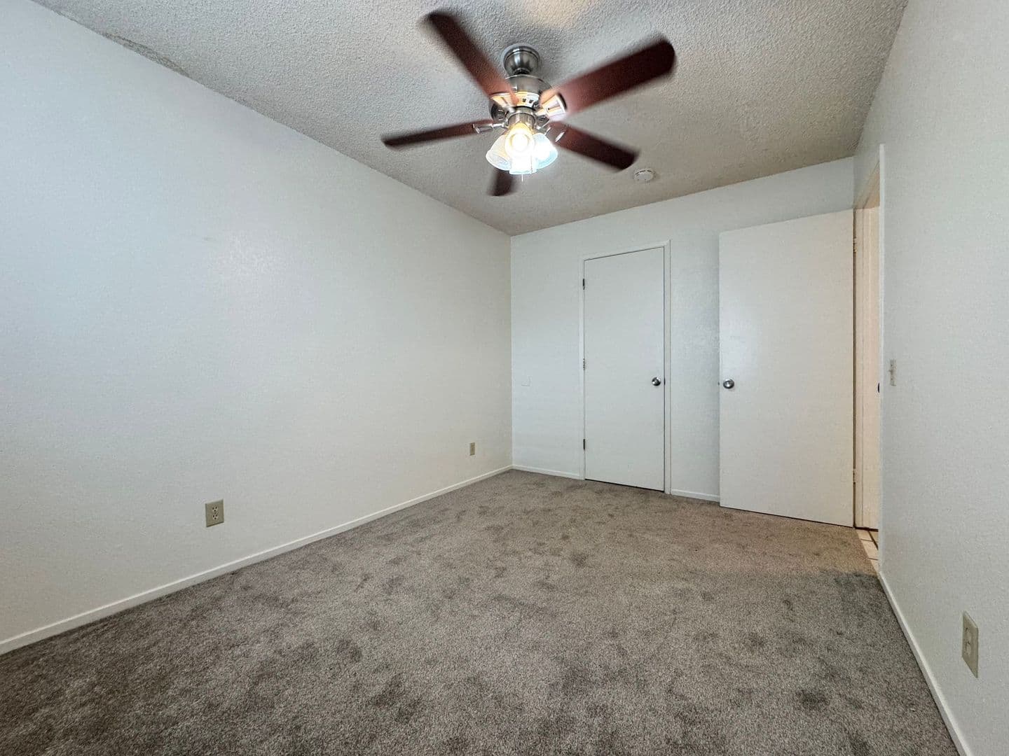 Tehachapi House: 22308 McCarthy Dr.