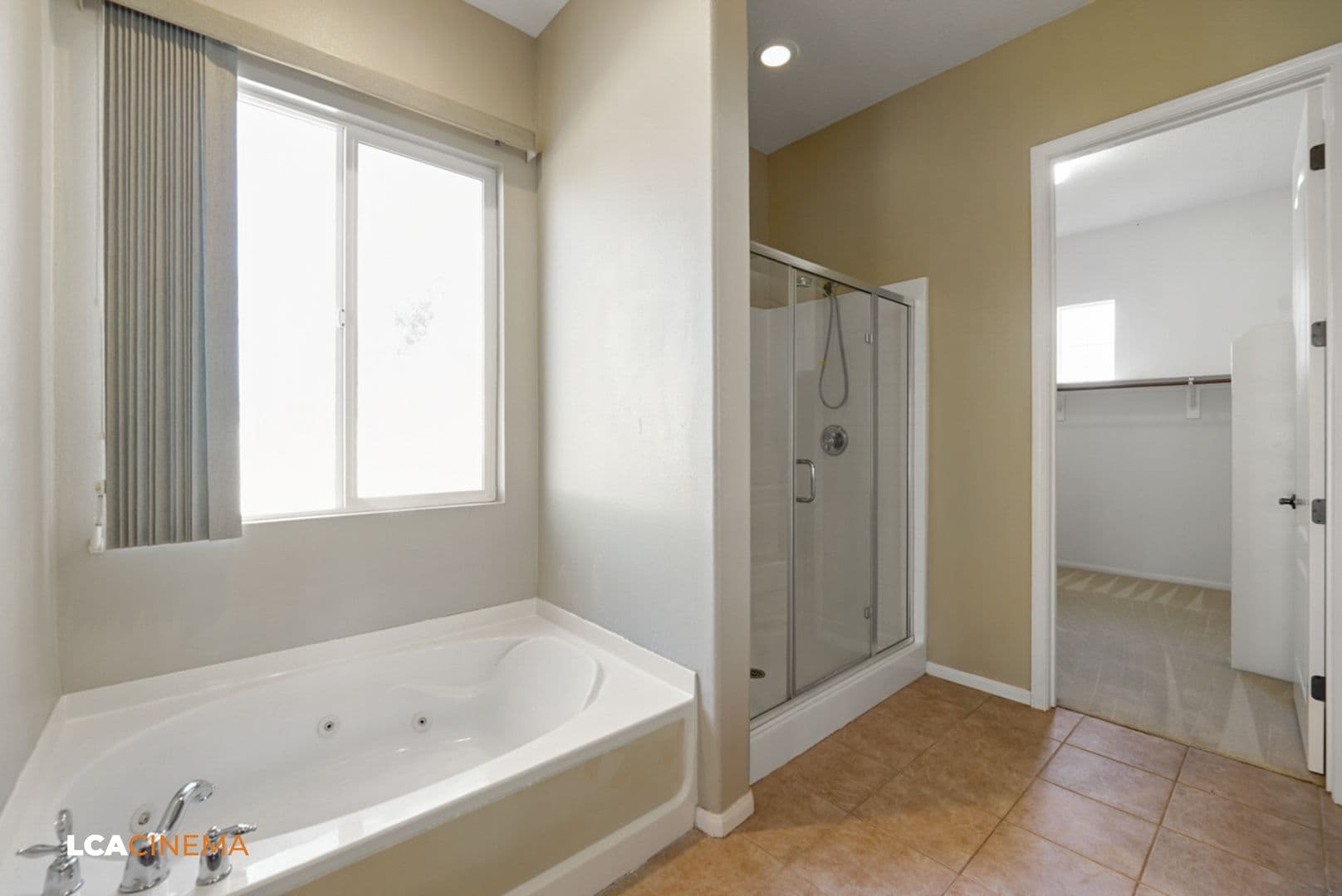 Bakersfield House: 5816 Calico Cove Court