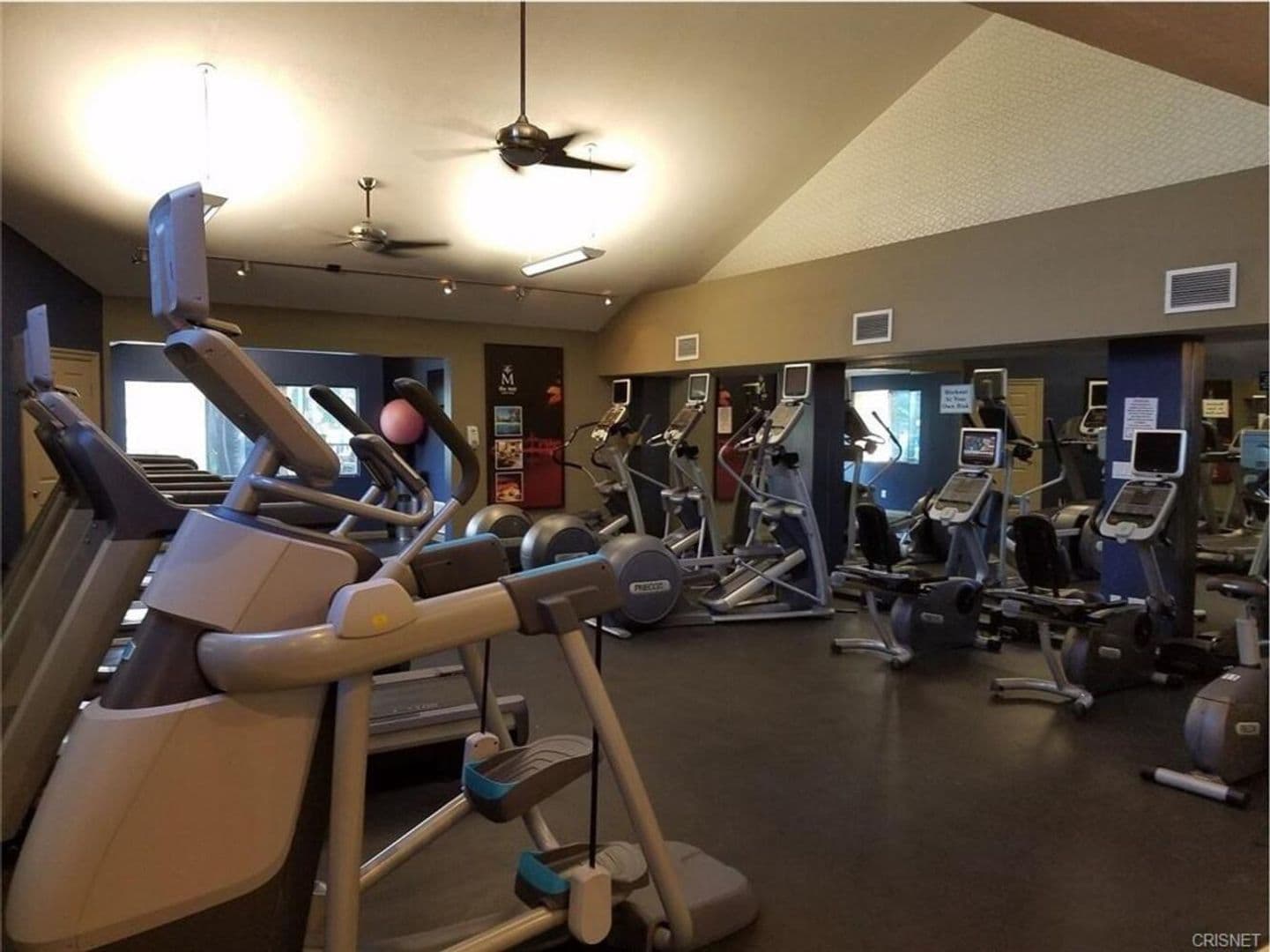 Woodland Hills Condo: 5545 Canoga Ave Unit 106