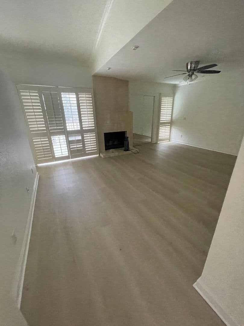Corona Del Mar Condo: 19 Crest Circle  #19