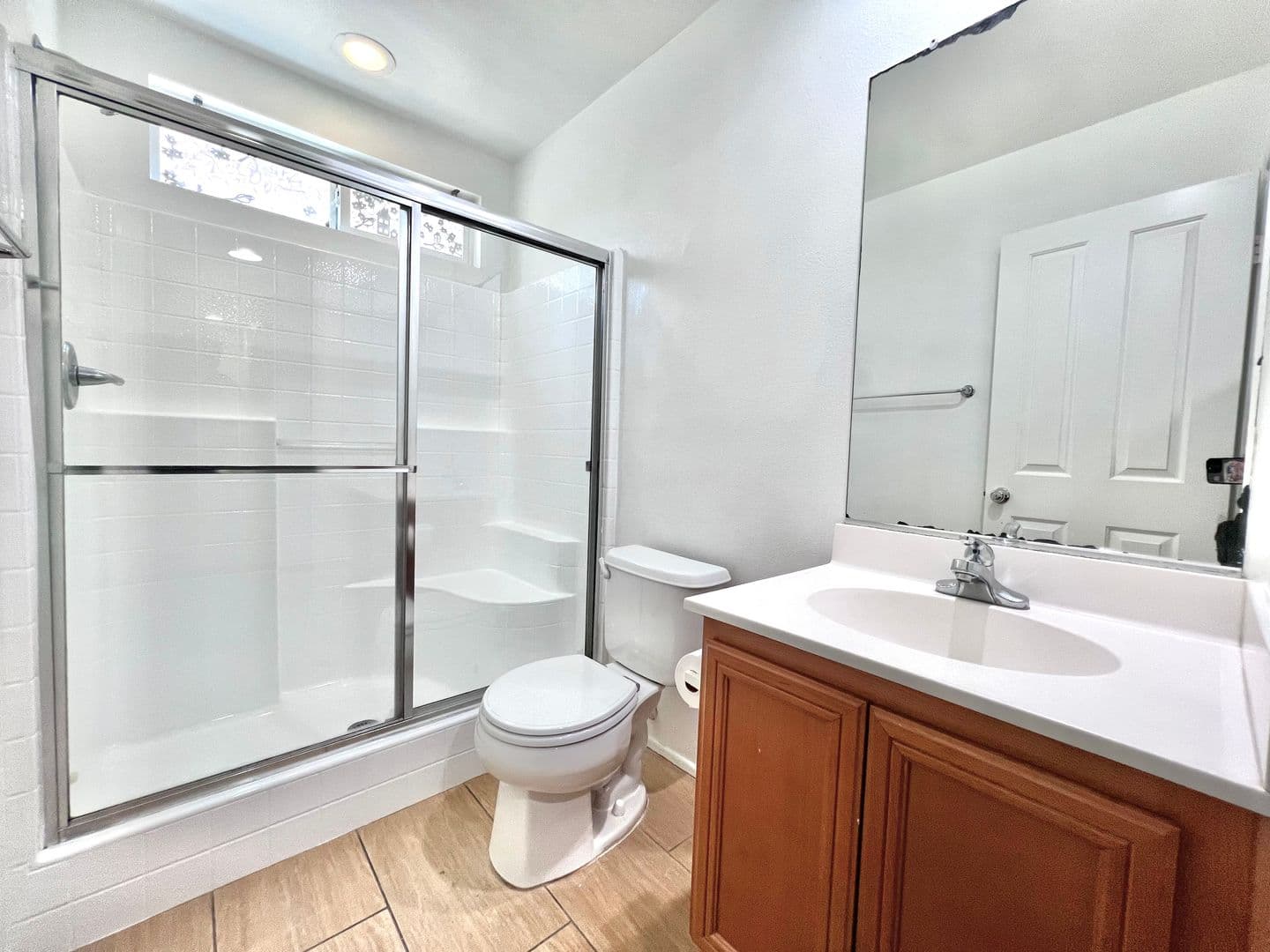 Perris House: 567 Botan St.