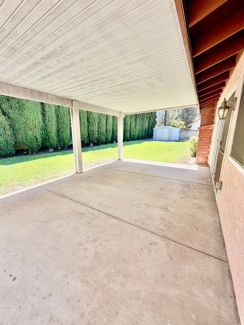 Newbury Park House: 228 Eagle View Place