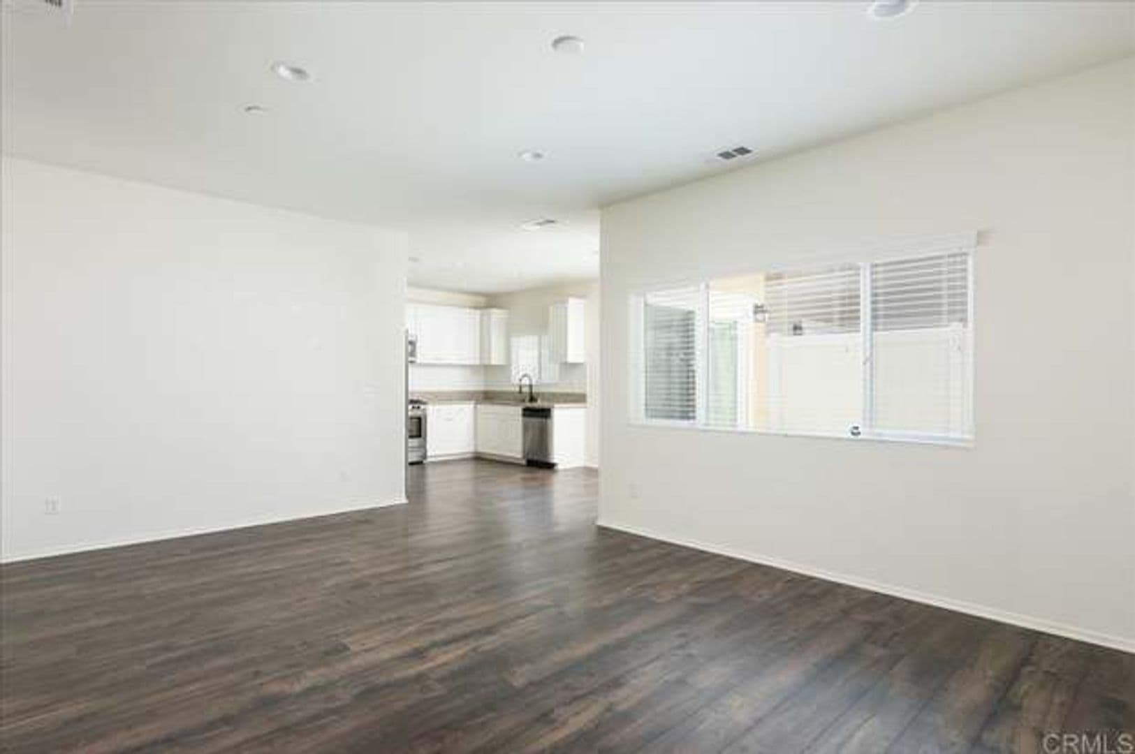 Fallbrook Townhome: 264 Oberlander Way