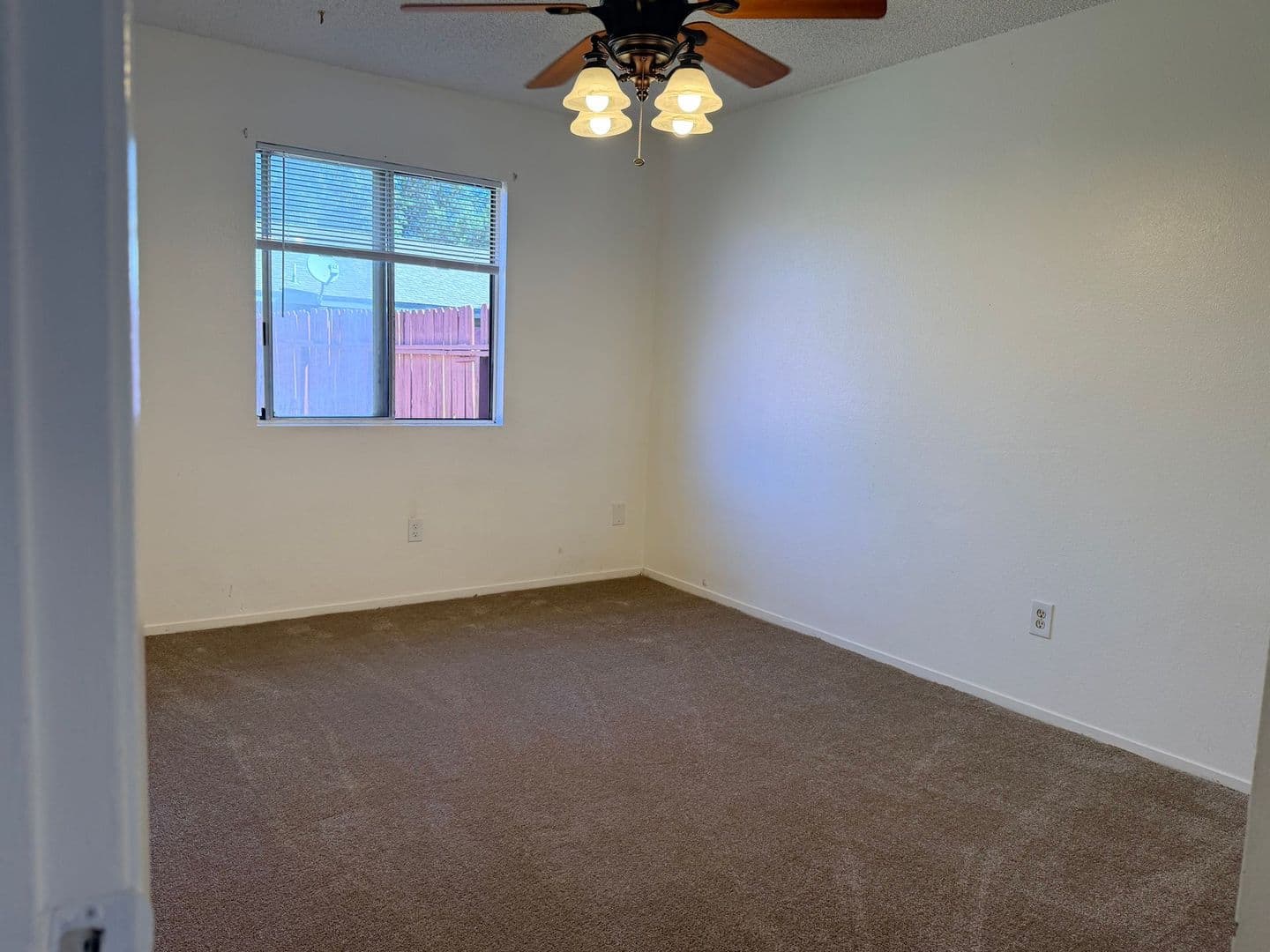Tehachapi Apartment: 21121 Golden Hills Blvd.