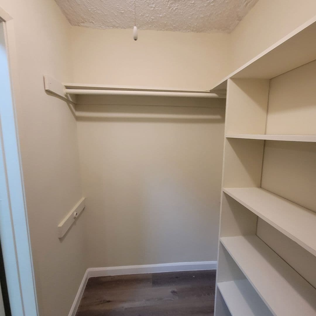 Northridge Apartment: 18429 Prairie St.