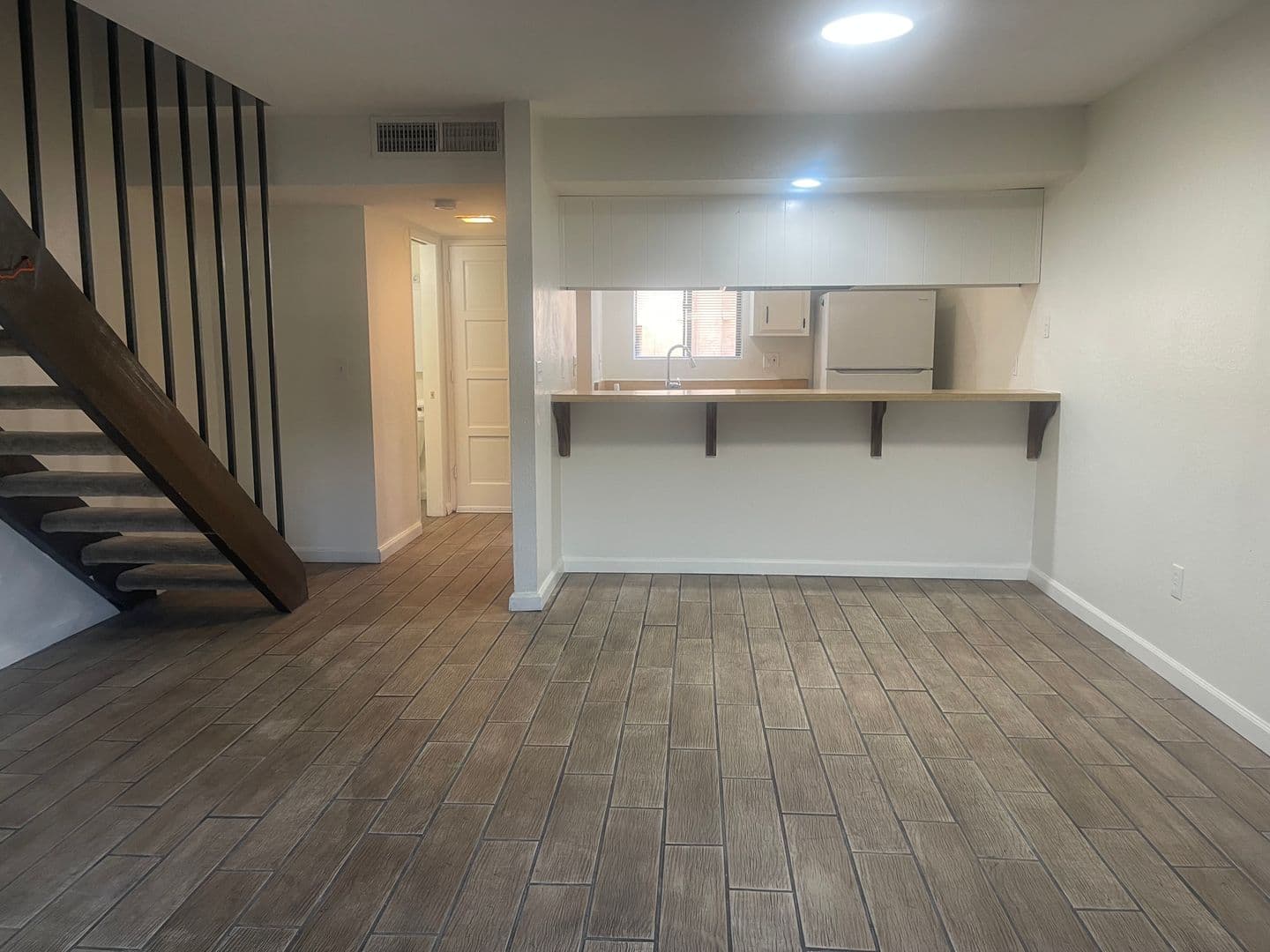 Bakersfield Apartment: 4504 Tierra Verde St - Unit C