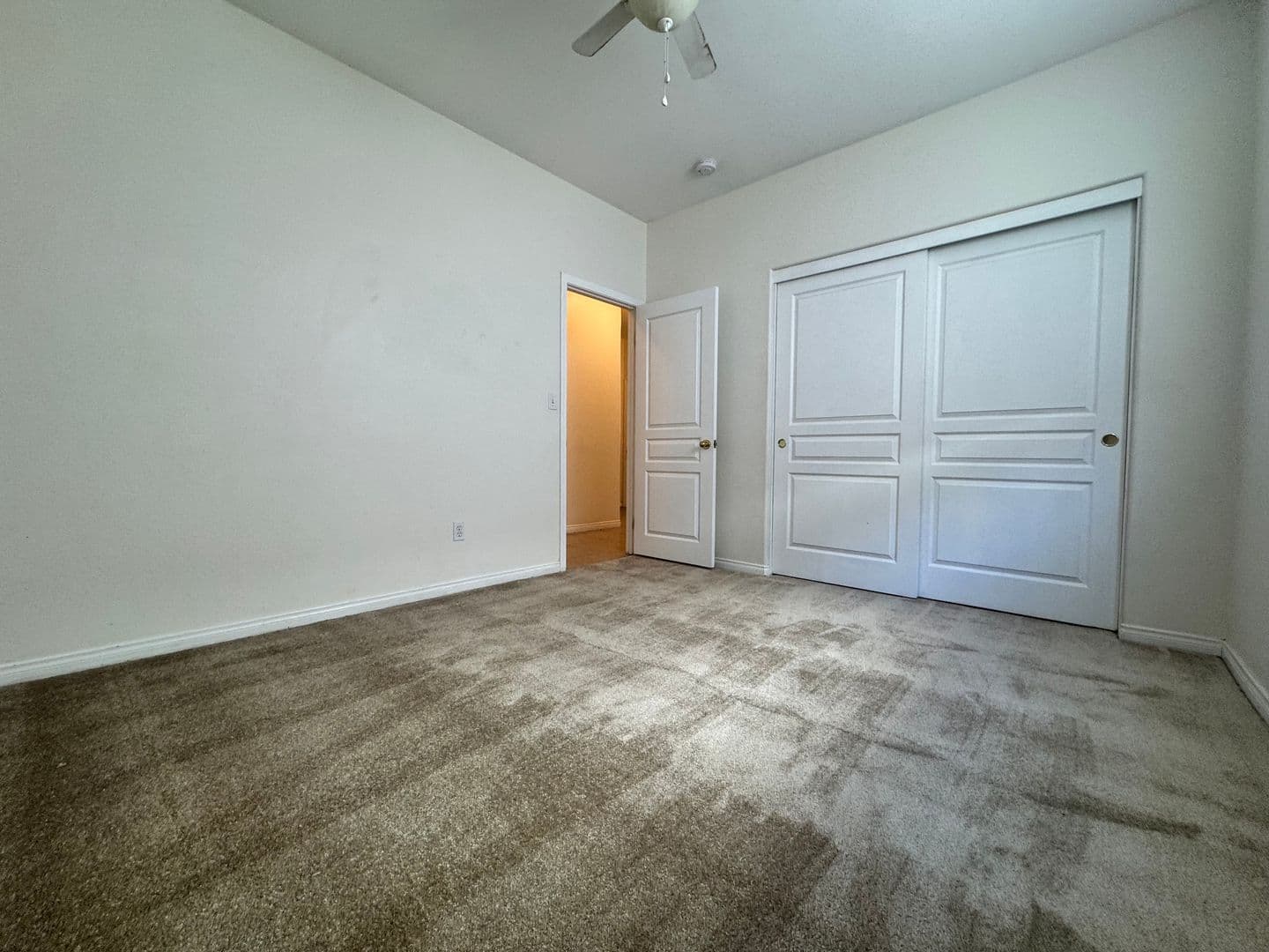 Bakersfield House: 11701 Valley Forge Way
