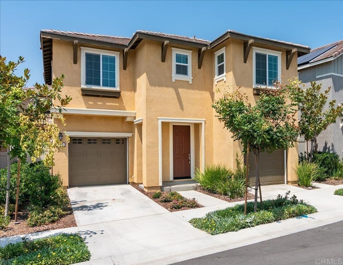 Fallbrook Townhome: 264 Oberlander Way
