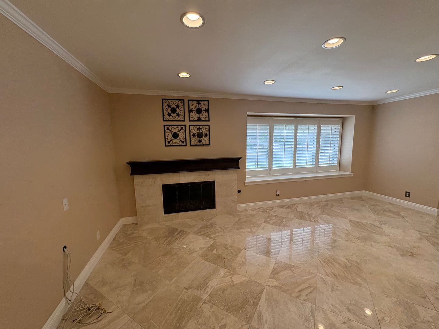 Granada Hills House: 12130 Rahn Ave